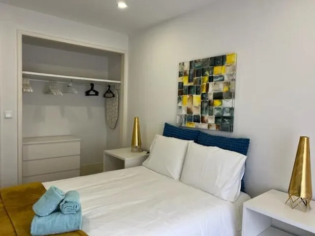 Fantastic 1 Bedroom Apartment At Roma Avenue - 1B Lisbon Portugal
