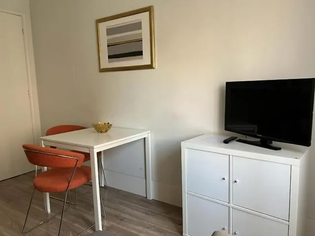 Fantastic 1 Bedroom Apartment At Roma Avenue - 1B Lisboa
